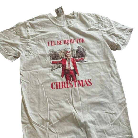 Comfort Colors ladies size small White Christmas Trump Graphic T-Shirt - Picture 1 of 2